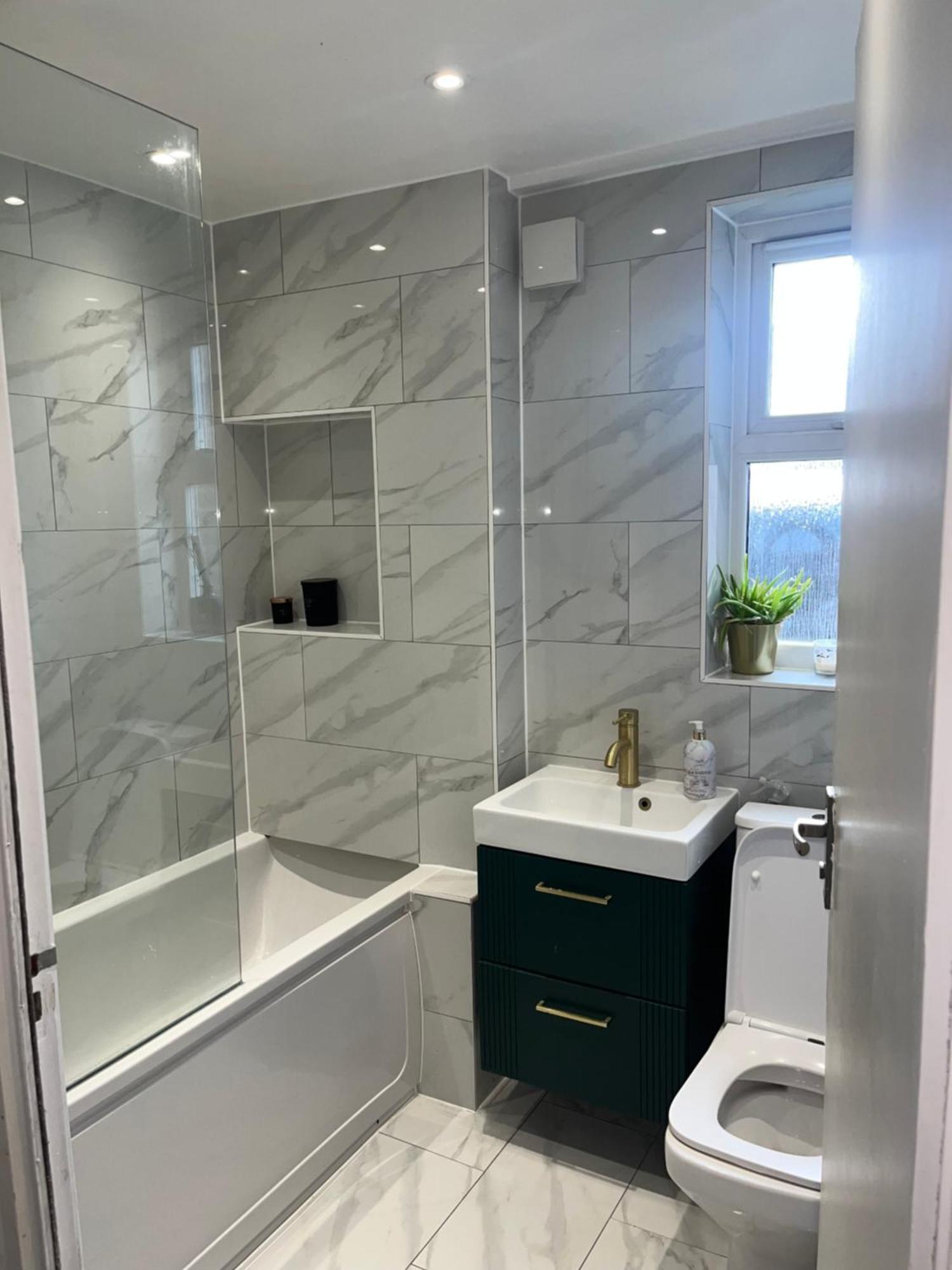 Luxury 1 Bedroom Bromley *