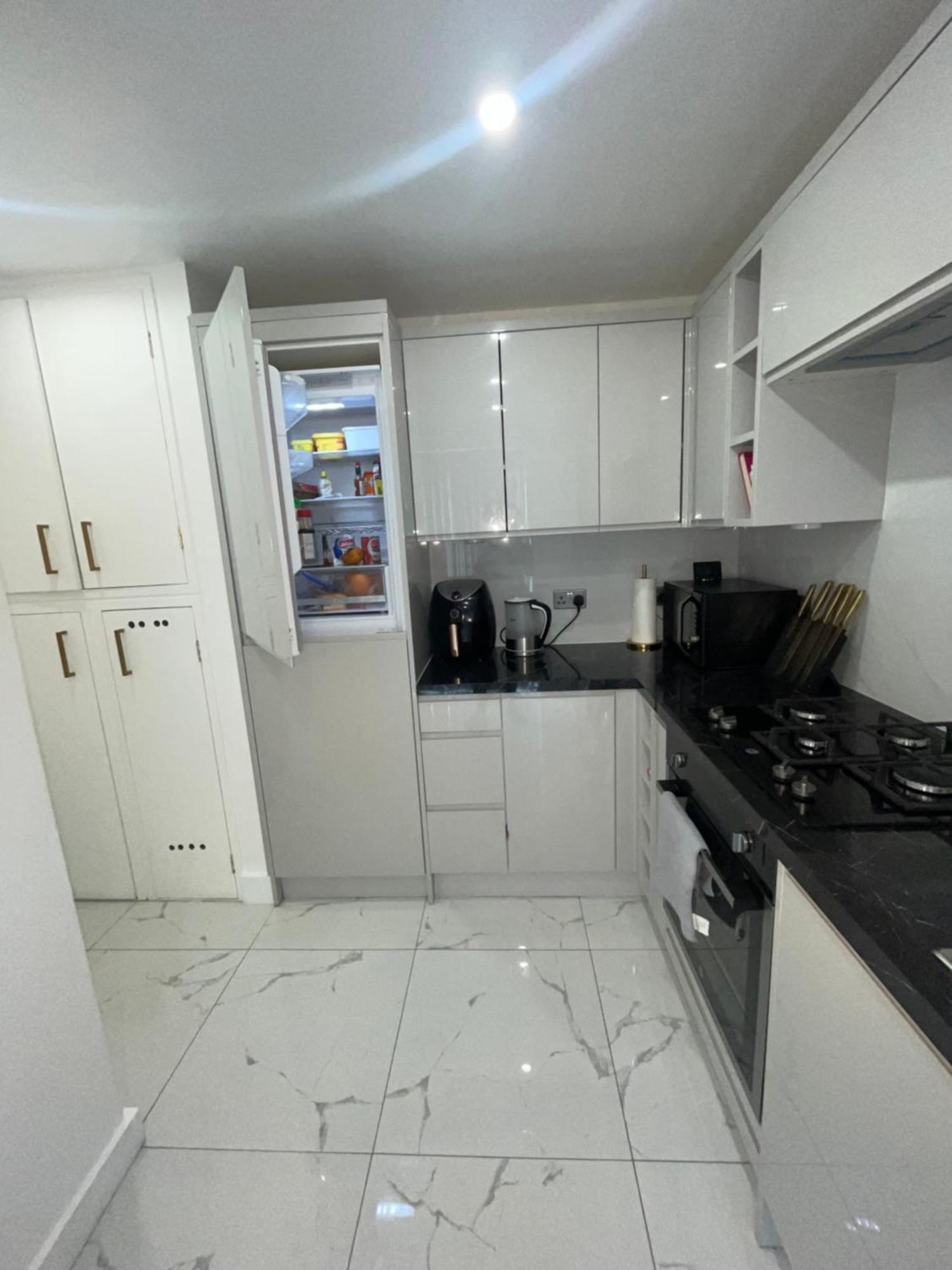 Luxury 1 Bedroom Bromley Apartment